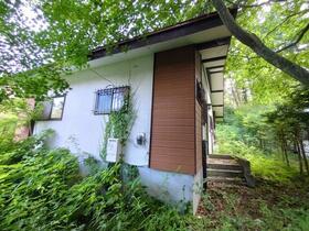 山梨県南都留郡鳴沢村−