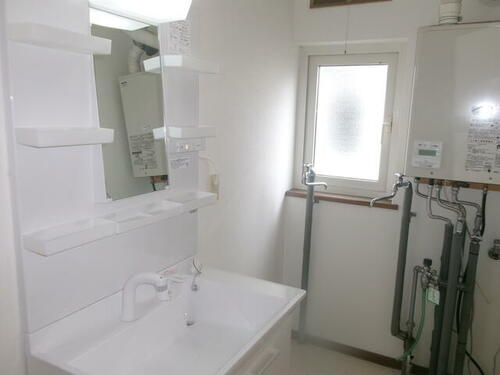 Image 11