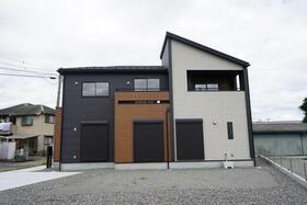 山梨県中央市西花輪