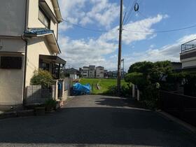 大阪府羽曳野市島泉１丁目