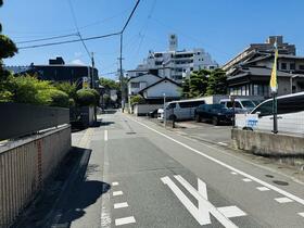 ロイヤルマンション西新
