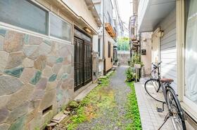 東京都新宿区若葉３丁目