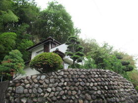 山梨県大月市梁川町綱の上