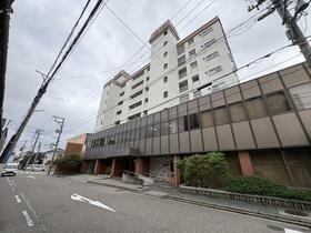 新潟県新潟市中央区上大川前通８番町