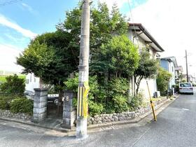奈良県大和郡山市小泉町