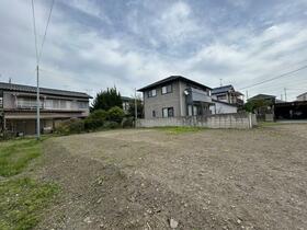 群馬県伊勢崎市茂呂町２丁目