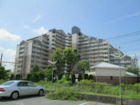 大阪府貝塚市海塚1丁目