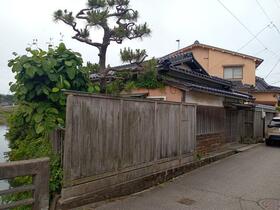 石川県金沢市金石西１丁目