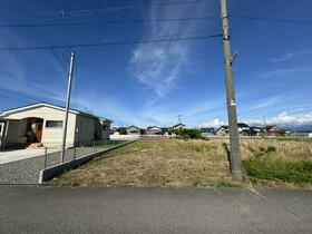 石川県小松市佐美町