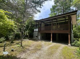 長野県北佐久郡軽井沢町大字長倉千ケ滝西区