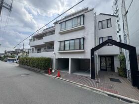京都府京都市北区衣笠大祓町