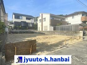 奈良県生駒市小明町