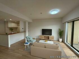 東京都西東京市谷戸町２丁目