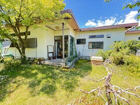 山梨県南巨摩郡南部町本郷