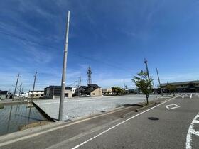 石川県白山市中成２丁目