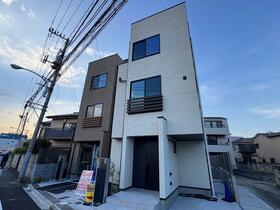 東京都世田谷区玉川３丁目