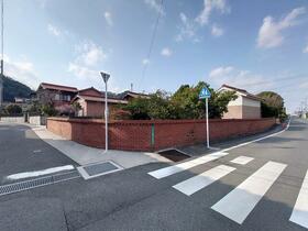 福岡県北九州市小倉南区上石田１丁目