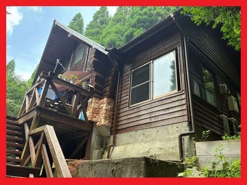 detached 熊本県阿蘇郡南小国町大字満願寺