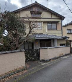 京都府京都市右京区嵯峨釈迦堂門前裏柳町