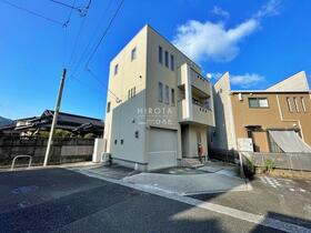 福岡県北九州市小倉南区沼本町１丁目