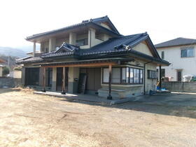 山梨県韮崎市龍岡町若尾新田