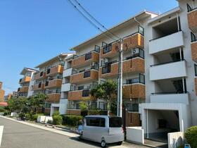 藤沢台第一住宅３０２号棟