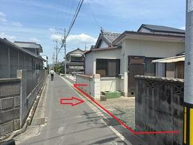 愛知県豊川市下長山町西道貝津