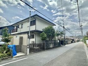 京都府京都市左京区岩倉大鷺町