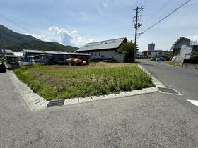 山形県上山市金生西１丁目