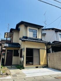 京都府京都市左京区修学院千万田町