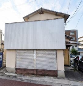 福岡県福岡市早良区原３丁目