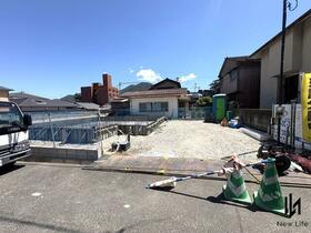 福岡県北九州市小倉南区若園１丁目