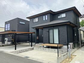 三重県四日市市釆女町