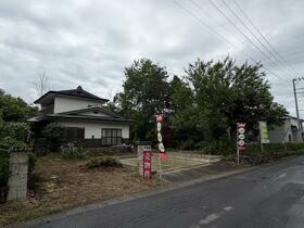 山形県米沢市大字芳泉町