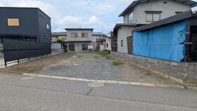 青森県弘前市大字小比内１丁目