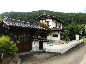 山梨県甲州市塩山竹森