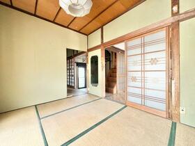 埼玉県幸手市中３丁目