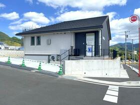長崎県西彼杵郡長与町嬉里郷