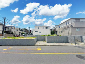 神奈川県横浜市金沢区富岡西２丁目