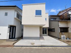 石川県金沢市泉野出町１丁目
