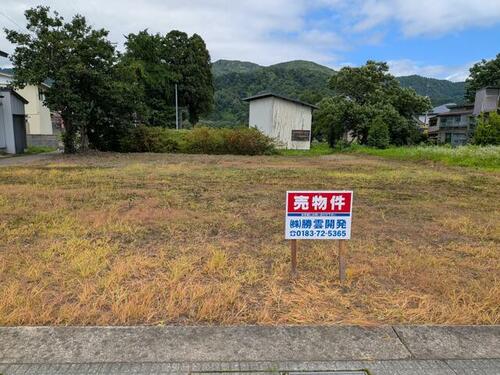 Land, Yuzawa, Akita