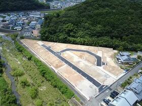 長崎県佐世保市花高４丁目