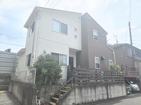 神奈川県藤沢市稲荷１丁目