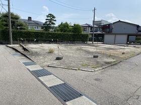 富山県高岡市戸出町２丁目
