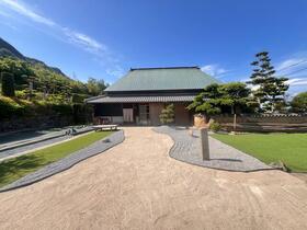 香川県高松市屋島東町