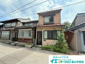 富山県富山市岩瀬入船町