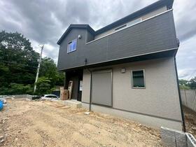 兵庫県川西市水明台１丁目