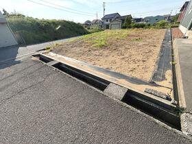 石川県能美市湯谷町