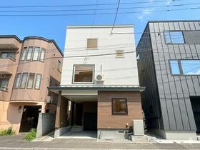 北海道札幌市中央区宮の森三条４丁目