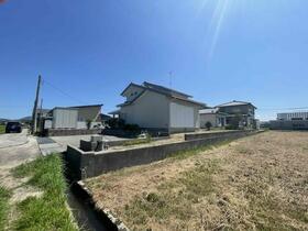 富山県高岡市波岡
